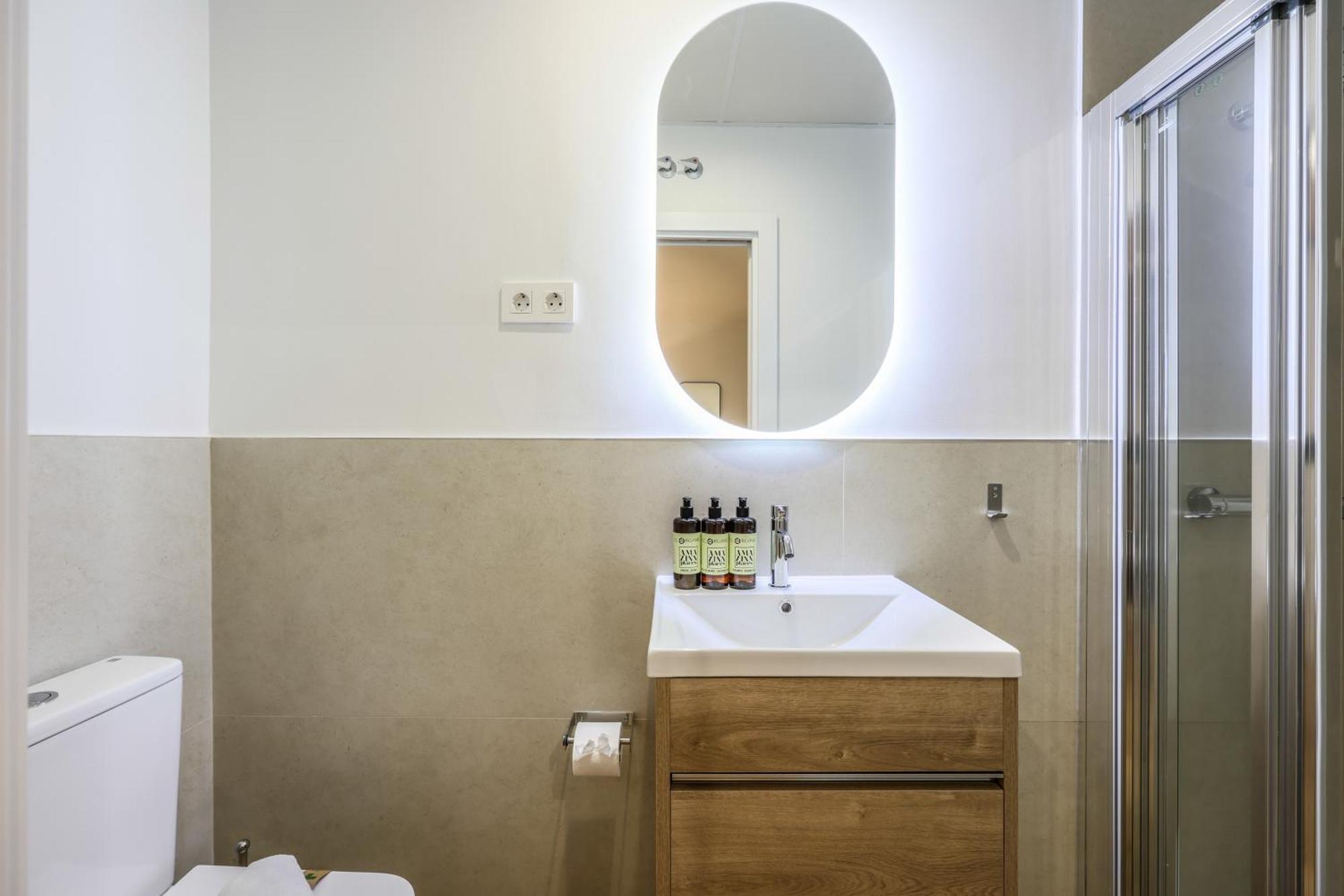Encantador Apartamento Plaza Del Callao, Mid Term Madrid Bagian luar foto